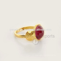 Proveedor al por mayor de oro Vermeil Ruby Gemstone rey y anillo de compromiso de la reina